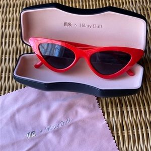 MUSE + Hilary Duff sunglasses